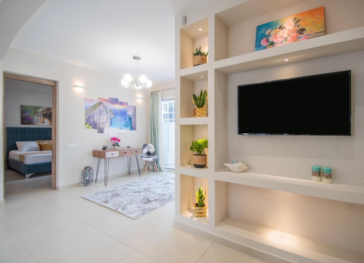 Alcmene Lux Apartment Закинтос Екстериор снимка